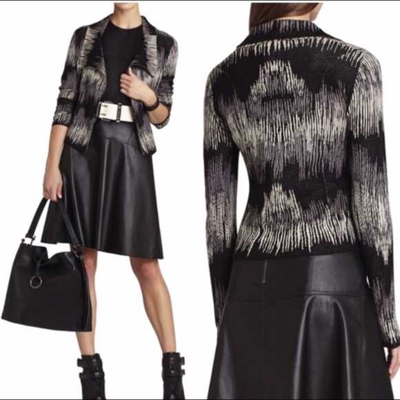 BCBGMAXAZRIA Eva sweater Small - Picture 1 of 5